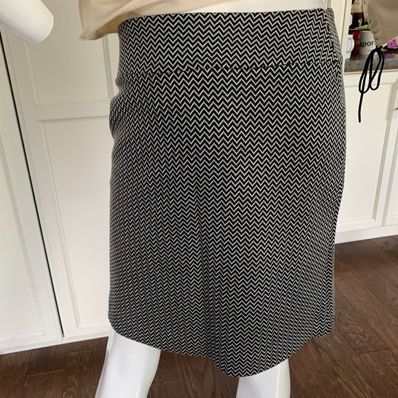 simply manakin s wrap around black & white skirt - Picture 4 of 6
